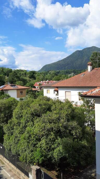 Lago Maggiore, Leggiuno, Ampio Appartamento Eksteriør bilde