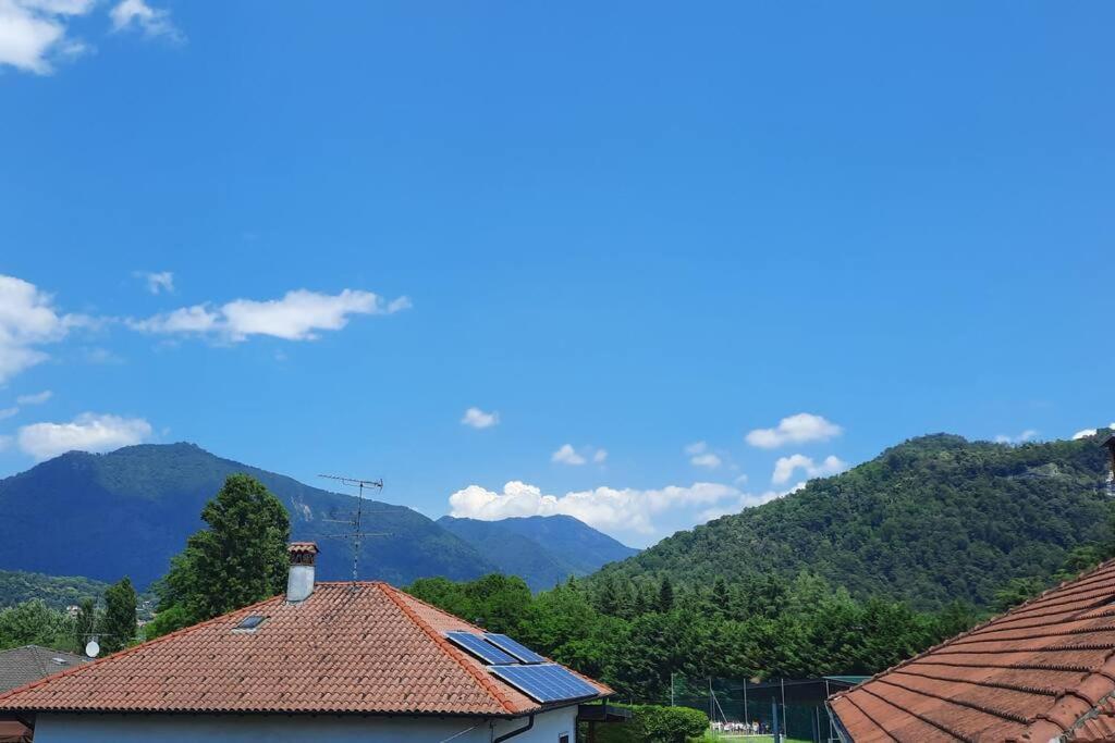 Lago Maggiore, Leggiuno, Ampio Appartamento Eksteriør bilde
